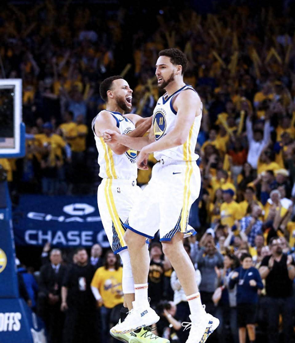 爱游戏中国体育包含NBA总决赛最后时刻走向成谜；新疆广汇状态回暖；态度坚定；球队文化被再次提及的词条