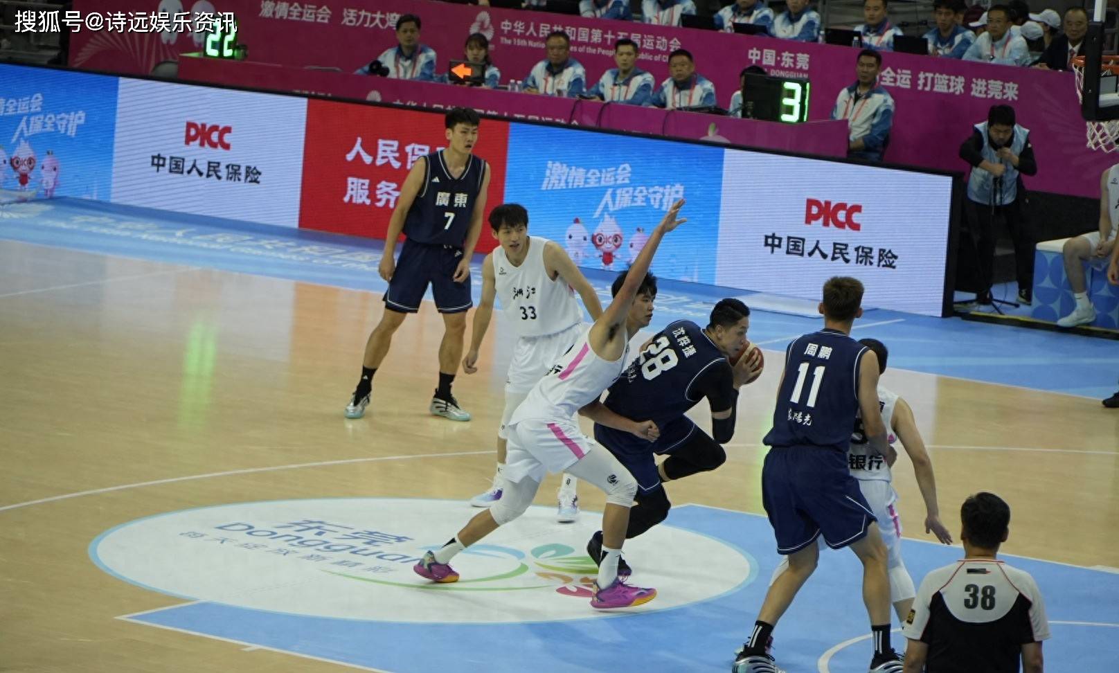 欧篮联赛程吃紧,深圳男篮冲刺阶段外线爆发,态度坚定,控场能力受关注的简单介绍 欧篮联赛程吃紧,深圳男篮冲刺阶段外线爆发,态度坚定,控场能力受关注的简单介绍